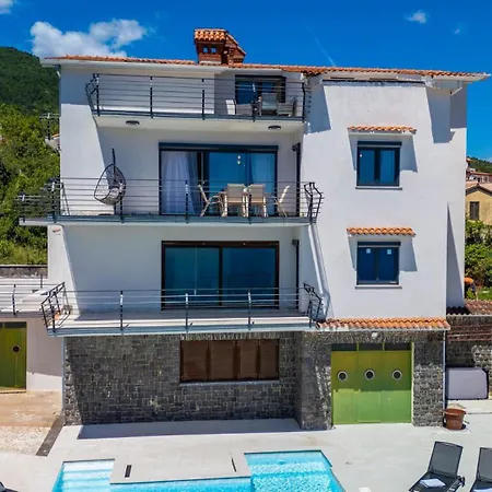 Kvarner Sky View Resort-aura By Guide Apartmán Breza