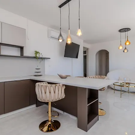 Kvarner Sky View Resort-aura By Guide *